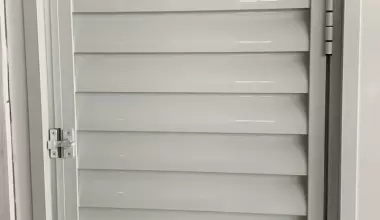 Armário Veneziana com Gabinete de Pia – Beleza e Funcionalidade em um Só Conjunto