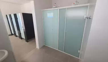 Box de Vidro – Moderno e Funcional