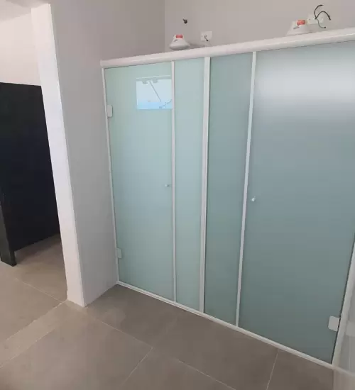 Box de Vidro – Moderno e Funcional