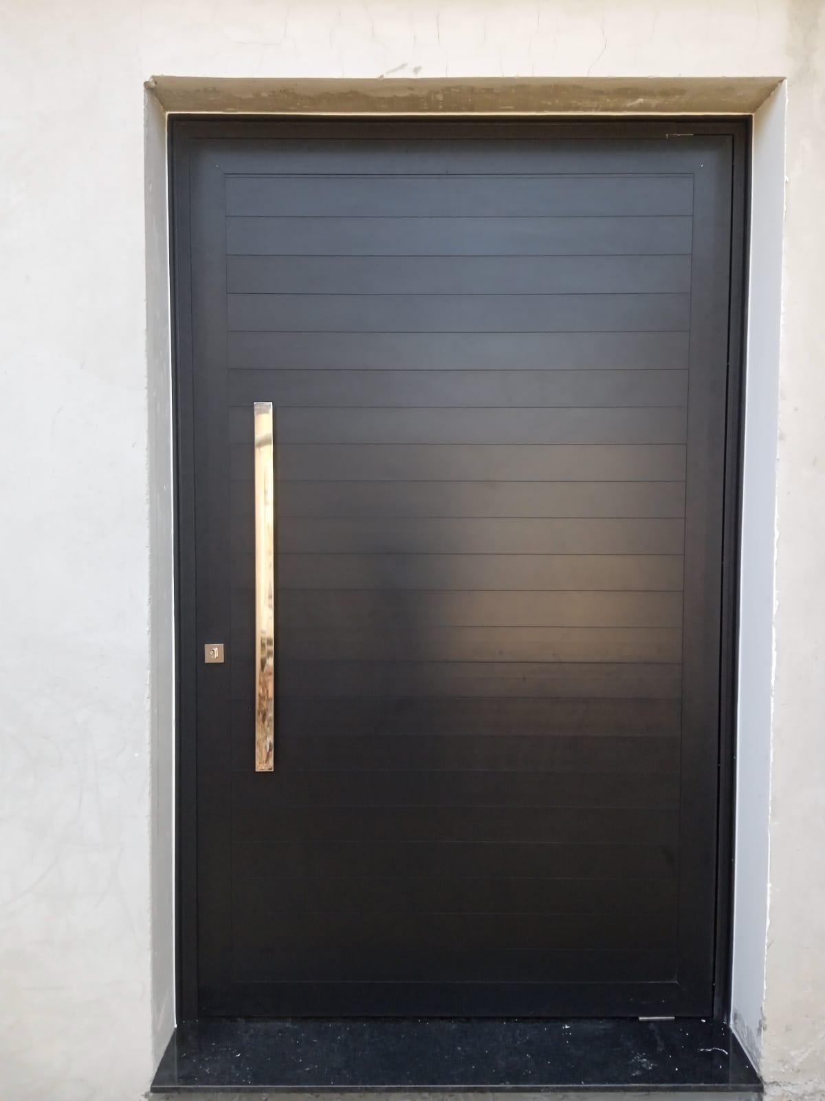 Porta Pivotante